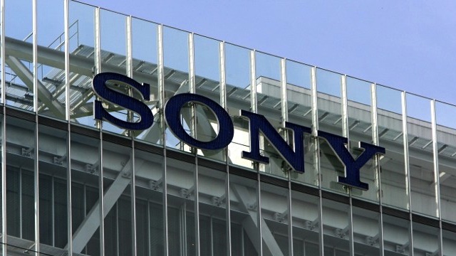 A sign is seen atop the headquarters building of Japan's electronics giant Sony Corp. in Tokyo, 21 June 2007. Photo by AFP / Kazuhiro Nogi