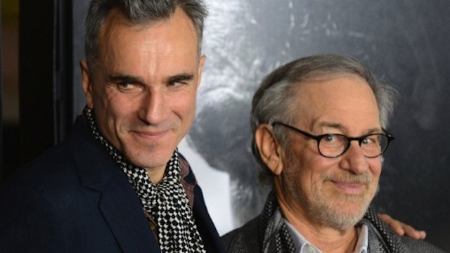 Cast member Daniel Day-Lewis (L) and director Steven Spielberg arrive for the closing night Gala Screening of 'Lincoln' at the AFI Fest in Hollywood, California on November 8, 2012. AFP PHOTO / Robyn Beck