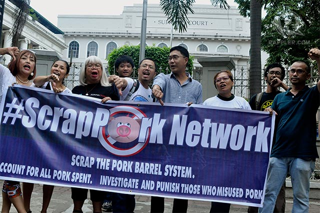 SCRAP PORK. The #ScrapPork network brings its call to foot of the Supreme Court. Photo by LeAnne Jazul/Rappler