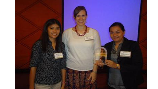 THIRD TIME. SWS delegates to the 2013 GWP convention receives the third Gallup award for SWS presented by GWP Regional Consultant for Asia, Nicole Naurath (center in photo). Photo by Joan Llegardo-Gruta 