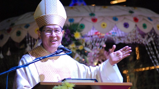 'PAPAL MATERIAL.' The soon-to-be Cardinal Tagle is seen to be a potential head of the Catholic Church. File photo from Tagle's Facebook page, courtesy of Jesuit Communications