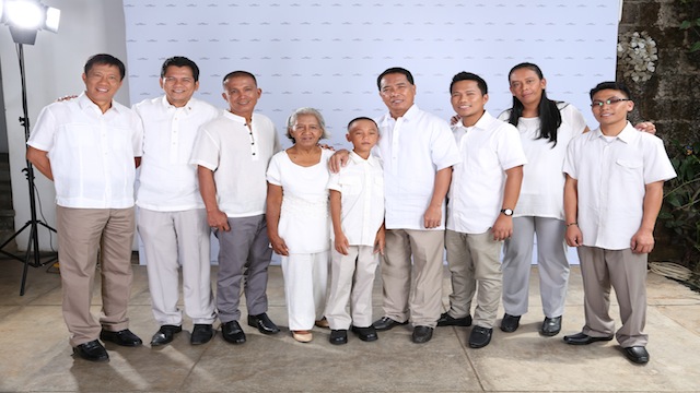 TAPAT NINE. In a mistrustful, jaded world, these nine individuals inspire hope through their exemplary actions, honesty to their fellowmen, and dedication to the greater good. From left to right: pro-poor education advocate Councilor Nestor Archival of Cebu, one-armed patriot and dedicated volunteer Gerry Gamez of Manila, calesa driver Jaime Cabilo Mayor of Manila, rural educator Lilia Diaz of Palawan, young trash collector Gustin Laude of Bulacan, public health champion Dr. Roel Cagape of General Santos, Red Cross volunteer Randy Mendoza of Pangasinan, airport janitress Jennifer Doroga of Parañaque, and taxi driver-turned-lawyer Atty. Roy Torrentira of Bohol. Photo courtesy of TBWA.