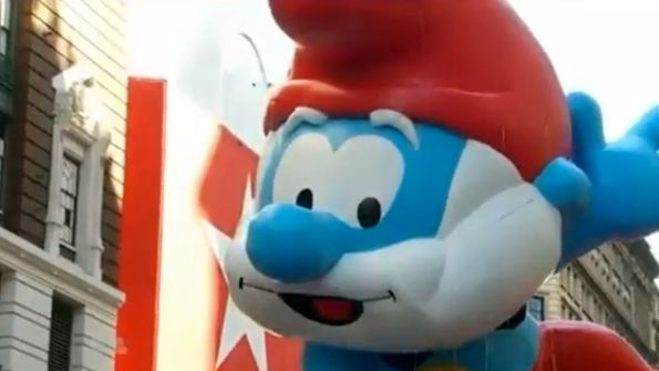 HAPPY THANKSGIVING! Papa Smurf at the Macy's Thanksgiving Parade 2012. Screen grab from YouTube (Richard Oszko)