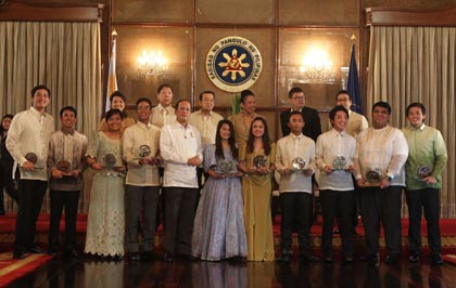 TOSP 2012. This year’s set of awardees represents the “Bayani” student who despite the demands and pressures of higher education, endeavors to serve the country and people. Photo by Ryan Lim/ Malacañang Photo Bureau