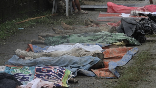 MORE DEATHS. Up to 139 people died in Compostela Valley due to Typhoon Pablo. Photo by Karlos Manlupig