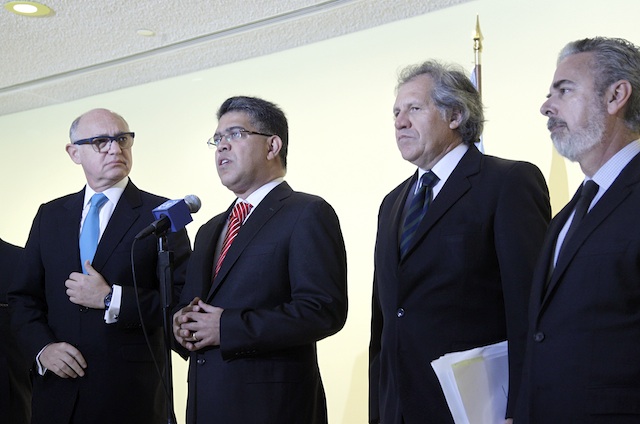 Foreign minsters of four member countries of the Mercado Común del Sur, or MERCOSUR, brief the press today at UN Headquarters in New York, August 5, 2013: (L-R) Héctor Marcos Timerman, Minister of External Relations and Worship of Argentina; Elías Jaua Milano (speaking), Minister of Foreign Affairs of Venezuela; Luis Almagro, Minister of Foreign Affairs of Uruguay; and Antonio de Aguiar Patriota, Minister for External Relations of Brazil. UN Photo/Devra Berkowitz