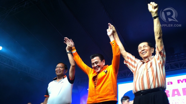 ERAP’S ENDORSERS. Vice President Jejomar Binay and Senate President Juan Ponce Enrile return to the campaign trail to endorse Estrada’s mayoral bid. They are known as the so-called “3 kings” of UNA. Photo by Rappler/Ayee Macaraig 