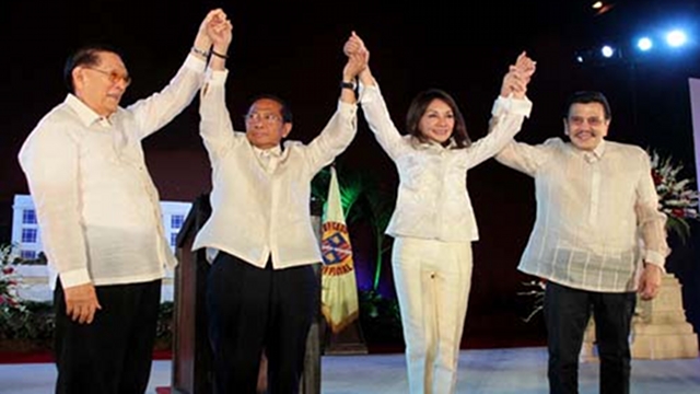 '3 KINGS.' UNA's leaders have always shown support for Cebu Gov Gwen Garcia, who was supposed to run for senator under UNA. File photo by PRIB/Albert Calvelo