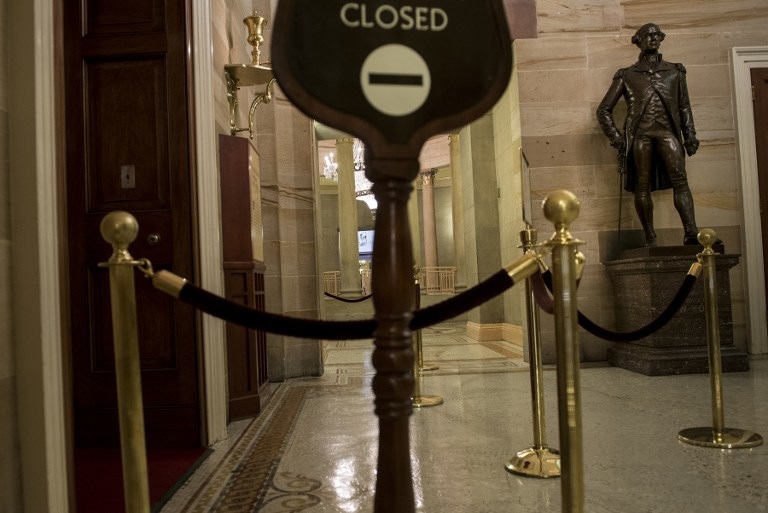 HEADING FOR A SHUTDOWN. A view of a hall on Capitol Hill September 29, 2013 in Washington, DC. AFP/Brendan Smialowski