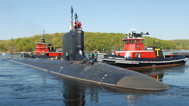 USS Hawaii (SSN 776) departs Groton, Connecticut enroute to its new homeport of Pearl Harbor, Hawaii. 2009 photo from US Pacific Fleet Submarine Force website
