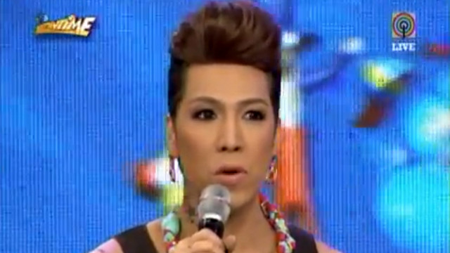 PUBLIC APOLOGY. Vice Ganda says he is sorry for offending people with his 'rape' joke. Screengrab from Youtube (TheABSCBNNews)