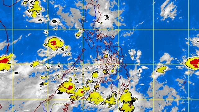 POSSIBLE STORM. Portions of Mindanao will experience widespread rain due to a shallow low pressure area in southern Philippines. Satellite image as of 5:32 a.m. courtesy of PAGASA