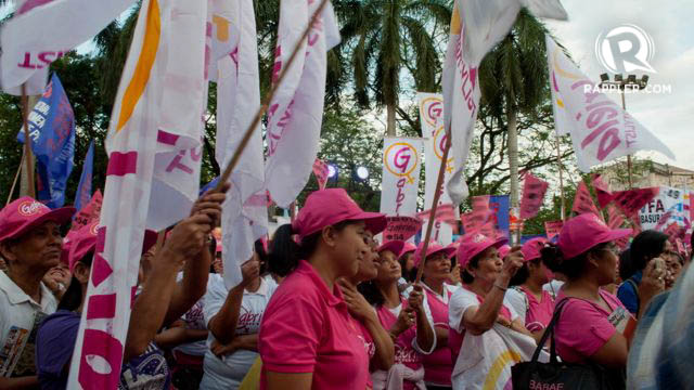 FOR WOMEN. Gabriela supporters gather in Liwasang Bonifacio.