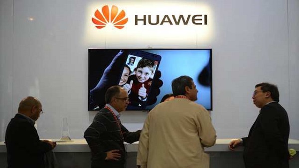STRUGGLING. Chinese brands such as Huawei face a hard time rivaling Western, Japanese names. AFP PHOTO / JOE KLAMAR