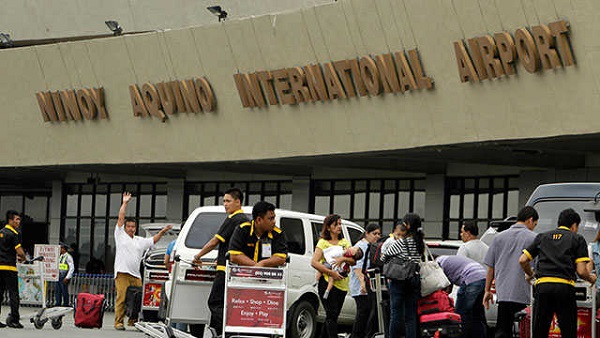 ROADMAP. The Transportation department is preparing an airport roadmap that will involve the construction of a new international airport that will serve Manila. File photo by EPA