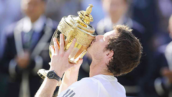 HISTORIC. Andy Murray ends the 77-year British men drought as he dominated Novak Djokovic to win the Wimbledon title. Photo by EPA/Gerry Penny