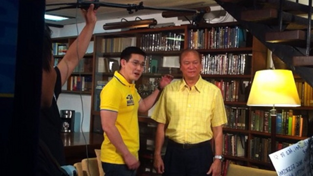 BE CAREFUL WITH YOUR VOTE. Actor Richard Yap, or 'Ser Chief', shoots a political ad with senatorial bet Ramon Magsaysay Jr on Sunday, March 25. Photo by Rappler/Natashya Gutierrez.