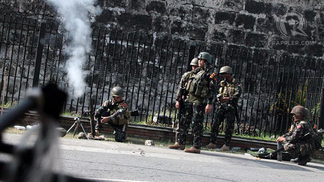 GAINING HEADWAY. Government troops clear 70 percent of battlezone. Photo by Rappler