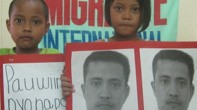 BLOOD MONEY to save their dad. Zapanta's children appeal for 'blood money'. File photo courtesy of Migrante International