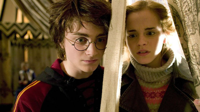 Harry Potter dan Hermione Granger. Screen grab dari Facebook