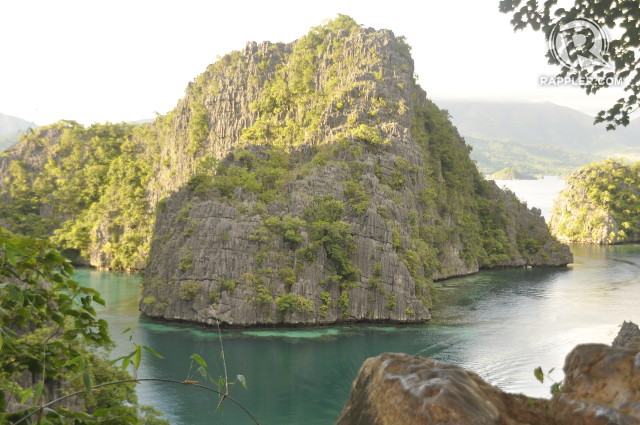 NATURAL WONDER. The view on the way to Kayangan Lake remains one of the most popular images of Coron