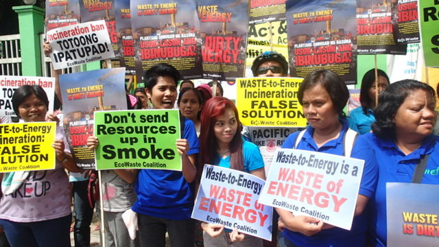 'DIRTY ENERGY.' Groups protest the crafting of guidelines for waste-to-energy incineration in the Department of Environment and Natural Resources compound in Quezon City on August 12, 2014. Photo courtesy of EcoWaste Coalition