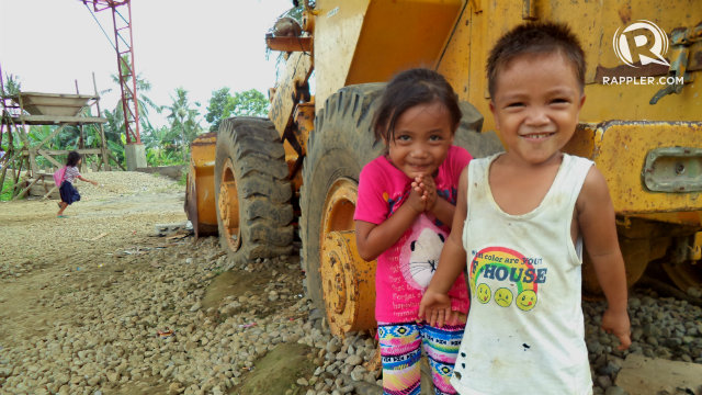 KIDS. Children are the most traumatized group of Yolanda survivors in Tacloban, according to the City Health Office. These kids are playing with the bulldozer in a construction site.