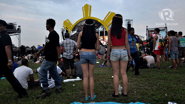 WIDE OPEN SPACES. The open setting contributed to the festival's carefree mood. Photo by Inoue Jaena/Rappler