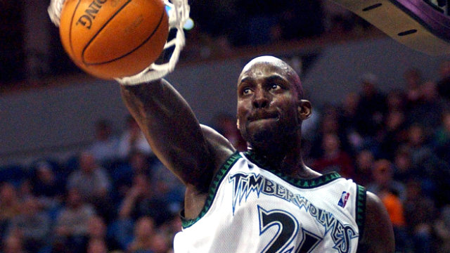 BACK HOME. Kevin Garnett is once again part of the Minnesota Timberwolves after being dealt right before the NBA trade deadline. File photo by Craig Lassig/EPA