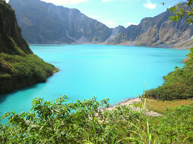 THE TRIP THAT STARTED IT ALL. Mt. Pinatubo Crater Lake in 2009. The day trip that sparked my interest in traveling the Philippines. All photos by Che Gurrobat
